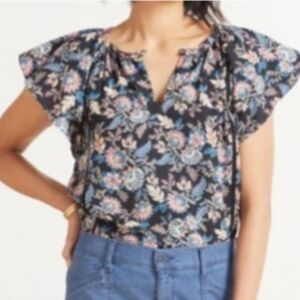 M EUC Evereve Roan + Ryan Floral Paisley V-neck Flutter Sleeve Top  Medium